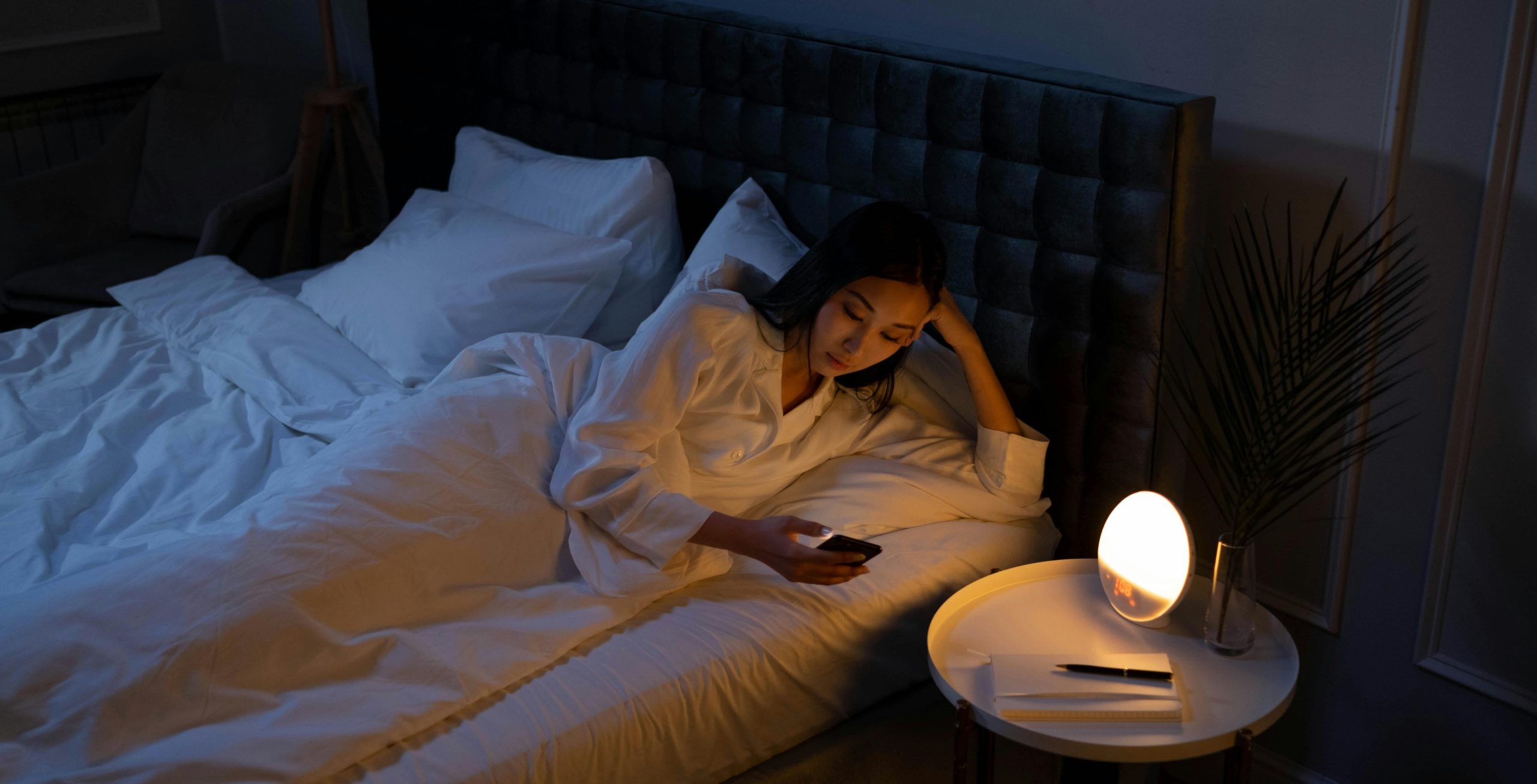 Réveil nocturne : pourquoi je me réveille la nuit et comment y remédier